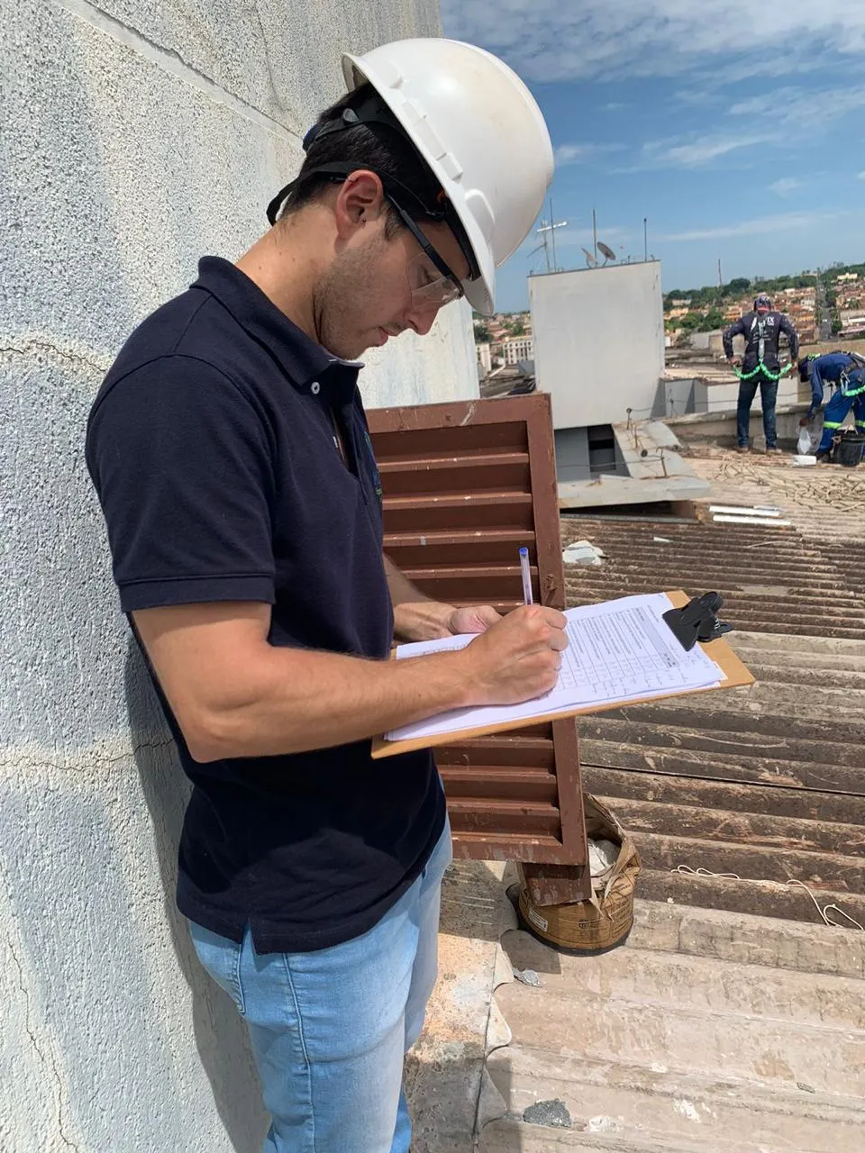 Pedro dos Santos Paula, diretor da Eco-One, em vistoria técnica
